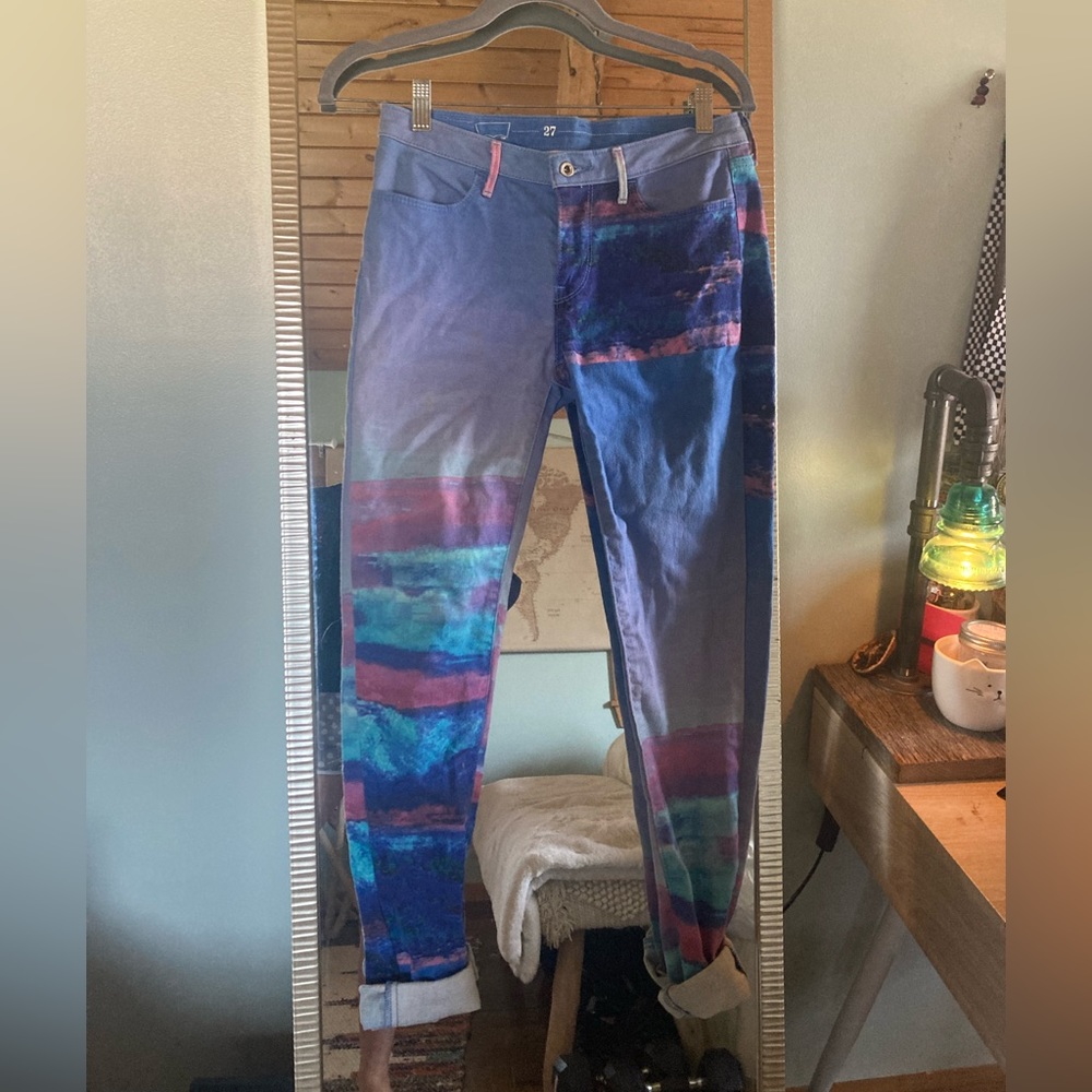 watercolor Levi’s skinny jeans